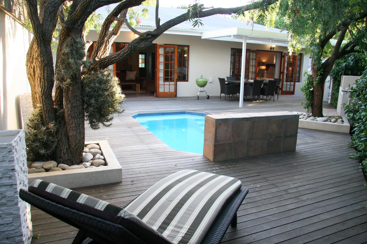 Cape Robin Cottage Франшхоек Екстериор снимка